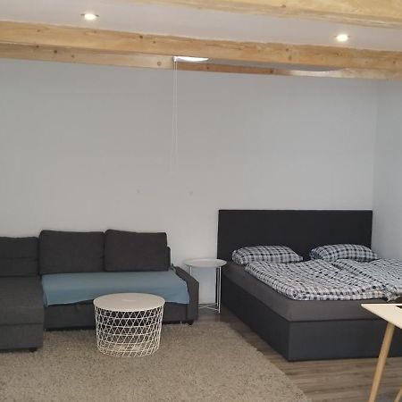 Schoenes Und Offenes Appartement Jüchen Esterno foto
